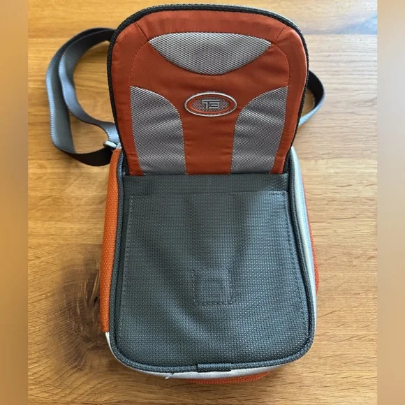 TUMI Race Crossbody Travel Bag Gray & Orange Nylon Compact Shoulder Bag - Picture 2 of 9